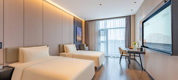 绍兴柯桥滨海商业中心亚朵酒店图片