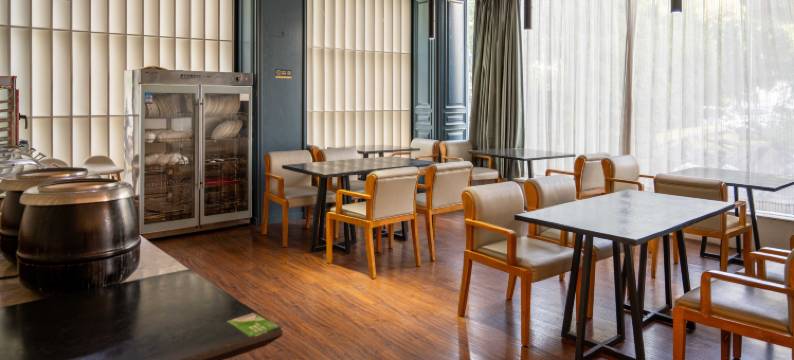 武汉瑞宜安可酒店(华夏理工学院店)图片