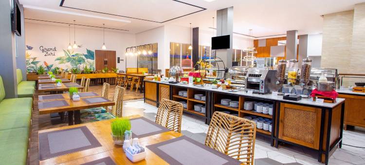 大兹里凯塔潘酒店(Grand Zuri Ketapang)图片