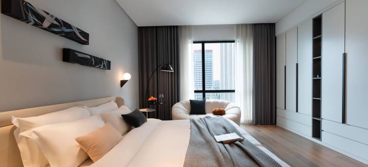 瑞恩民宿酒店(洛阳牡丹广场地铁站万达广场店)图片