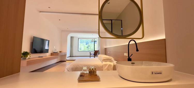 天堂寨月夏山居庭院民宿图片