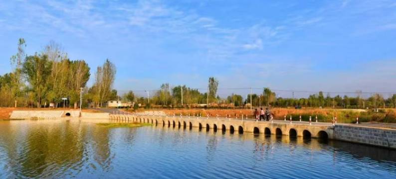 鸿运尚品酒店(磁窑经济开发区禹王街店)图片