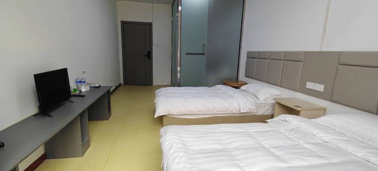 海枯情民宿(六盘水月照机场店)图片