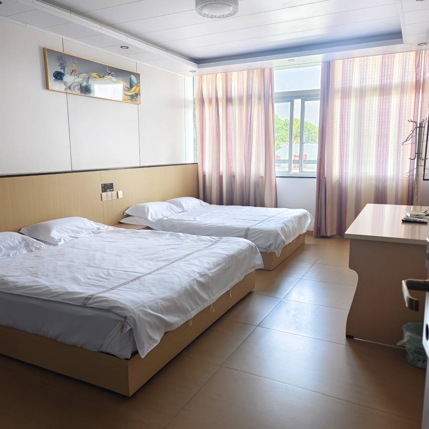 重庆长湖商务酒店