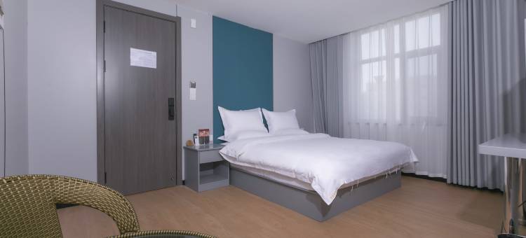 库尔勒梨城四季酒店(火车站店)图片