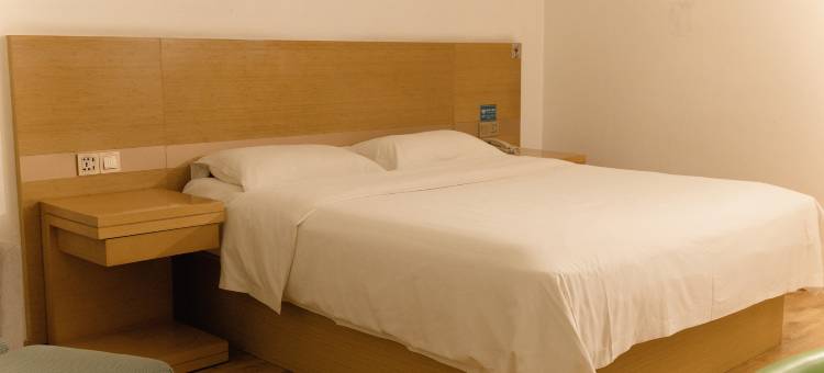 格林豪泰快捷酒店(济南莱芜汽车总站店)图片