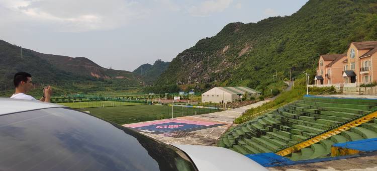 格林温泉美宿(姑婆山旅游度假区集散中心店)图片