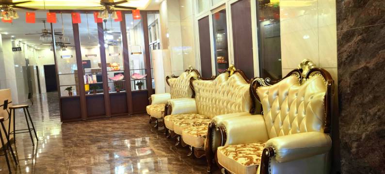 群家商务酒店(新村夜市南湾猴岛生态旅游区店)图片