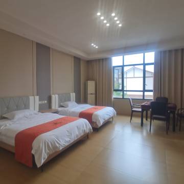 广安聚友源农家乐