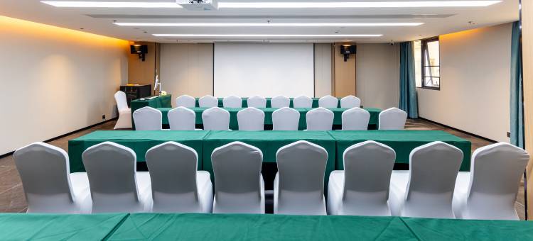 雅斯特国际公寓(潮州人民广场店)图片