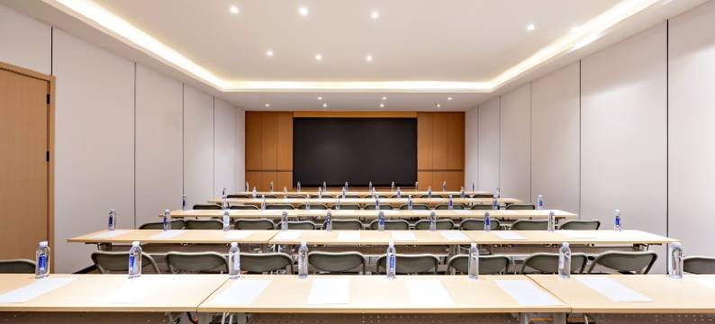 中辉莫兰迪酒店(天津东丽开发区地铁站店)图片