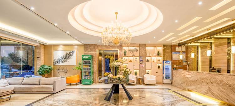 虔美 · 宏名轩国际酒店(龙南滨江广场店)图片