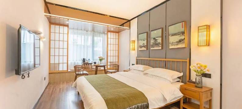 巷往西湖边民宿(西湖风景区雷峰塔店)图片