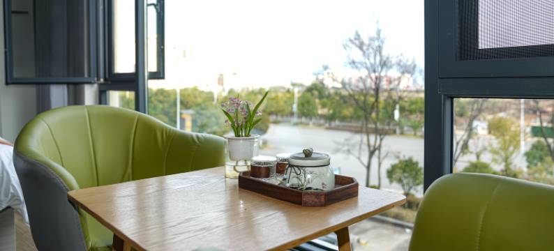 宇宸时尚酒店(保山高铁站店)图片