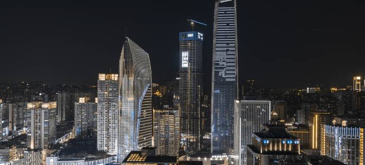 重庆长留·S高空观景酒店(观音桥步行街店)图片