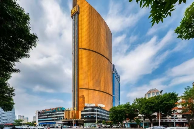 Tianjin Golden Crown Hotel Over view