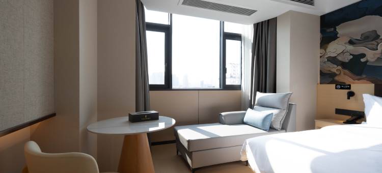 艺龙安悦酒店(南昌八一广场火车站店)图片