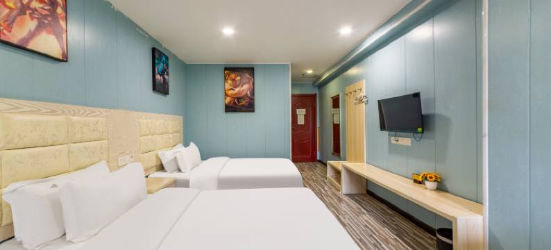 e拾光电竞酒店(武汉理工大学余家头校区店)图片