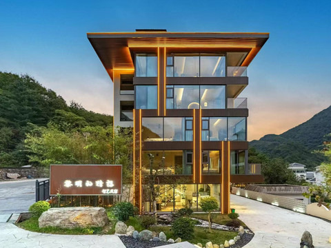 黎明的猜想智慧民宿(大九湖坪阡古镇店)