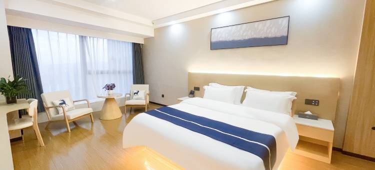 西宁乐派酒店(城北万达广场店)图片