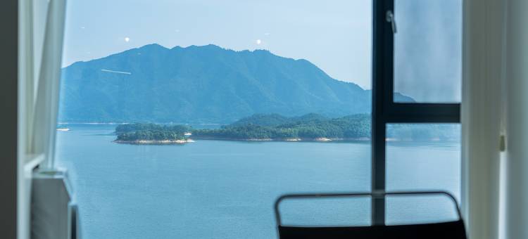 千岛湖壹号湖景度假公寓(欢乐水世界店)图片