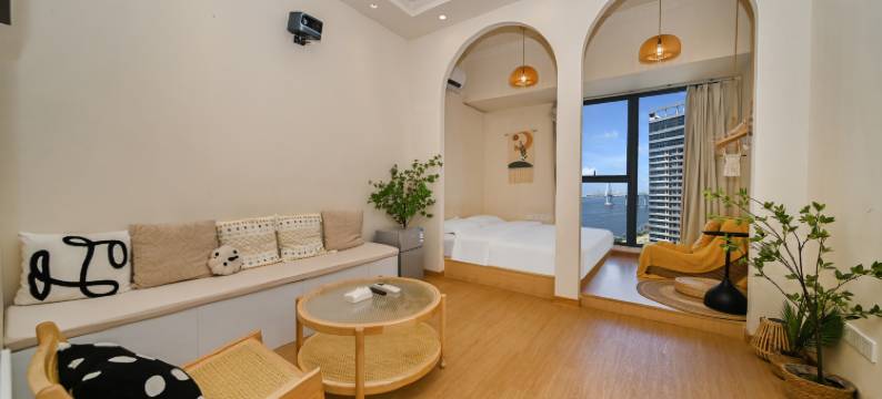 蓝韵海景公寓(湛江霞山区荣盛广场店)图片