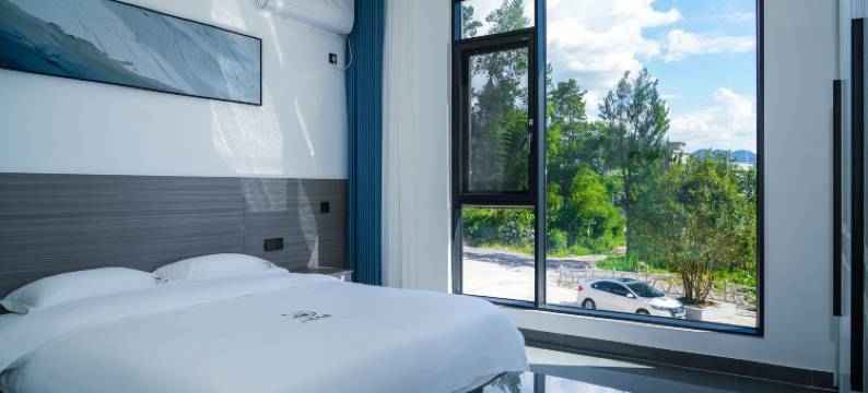 鹤峰山间人家民宿(屏山峡谷店)图片