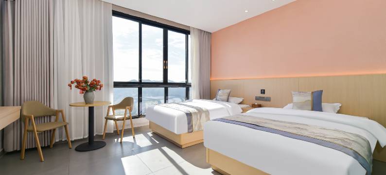 西江望山喜苑民宿(千户苗寨西门游客服务中心店)图片