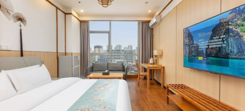 万越酒店(光谷科技会展中心光谷六路地铁站店)图片