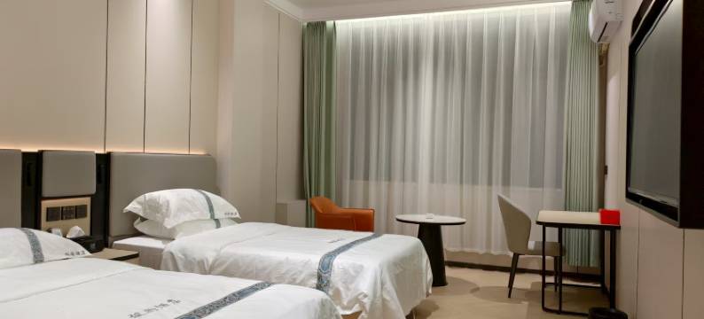 秦安枫尚酒店图片