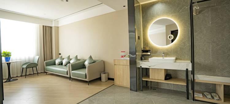 柏纳酒店(喀什二中小亚郎湿地公园店)图片