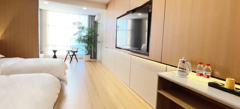 东达正辉酒店(包头金街店)图片