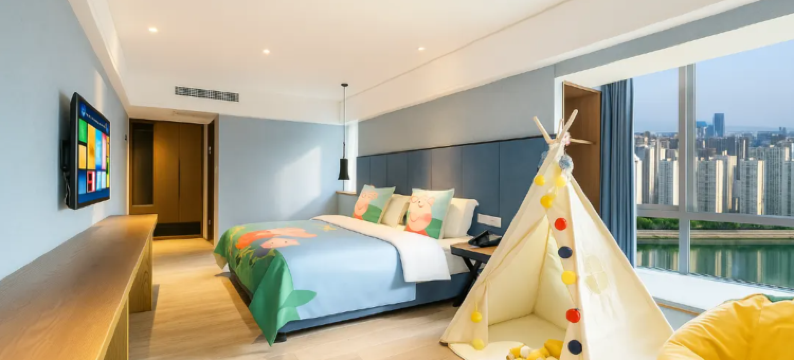 洛禾・云舍|一线河景Designer奢品酒店(珠江路美食广场万达店)图片