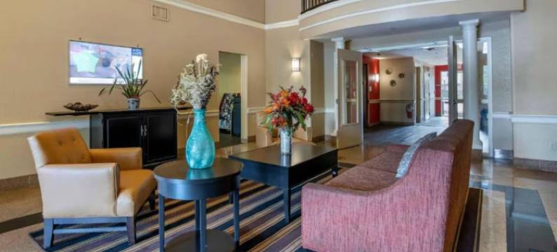 长住美国酒店 - 杰克逊维尔 - 迪尔伍德公园(Studio 6 Suites Jacksonville Deerwood Park FL)图片