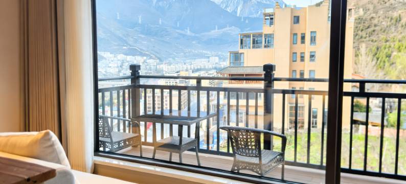 归景一号·Qiang view全景私汤度假民宿(古羌城景区店)图片