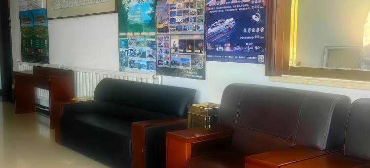 坝上龙成山庄酒店(中国马镇店)图片