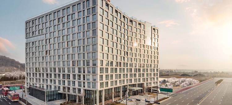 金浦汉江华美达安可温德姆酒店(Ramada Encore by Wyndham Gimpo HAN River Hotel)图片