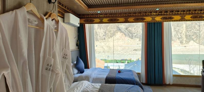 水磨乡愁温泉酒店(巴塘店)图片