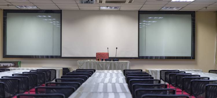 柏曼酒店(绵阳涪城区高铁站店)图片