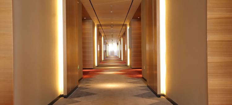 柏曼酒店(昆明长水机场中心店)图片