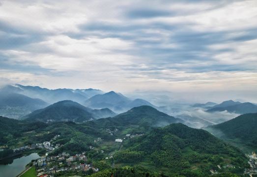 Lingshang Niugongshan HomestayHotel Overview