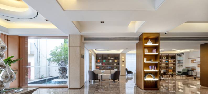 南京鼓楼中山北路亚朵酒店图片