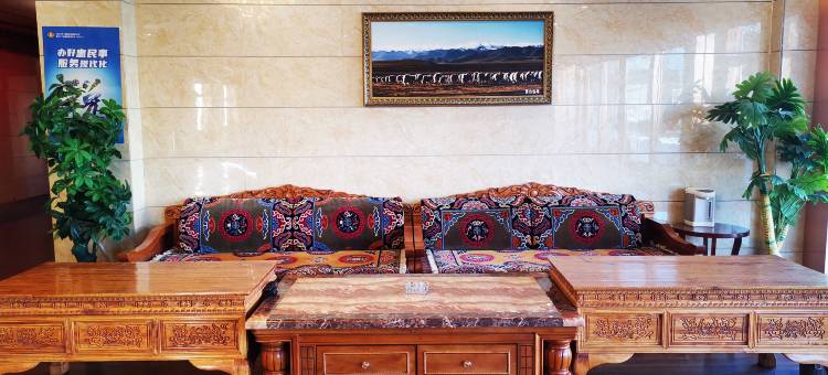 尼玛财康大酒店图片