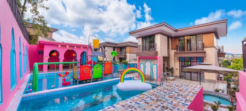 佛冈乐之谷凤凰温泉滑梯泳池别墅图片