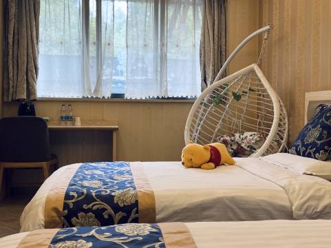 小熊之家连锁酒店(上海川沙地铁站店)