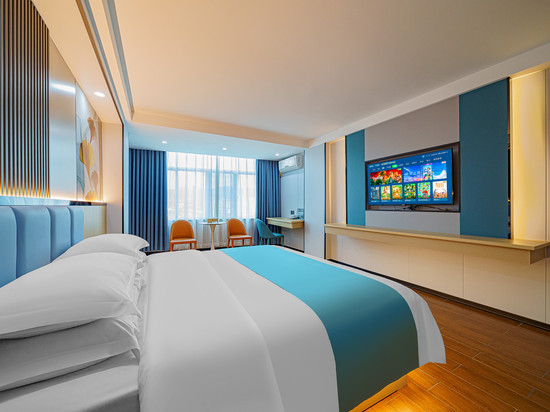 和平山水假日酒店(福和高级中学店)