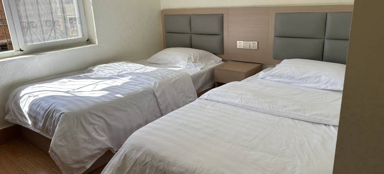 昆明华山新玉泉招待所(红会医院店)图片