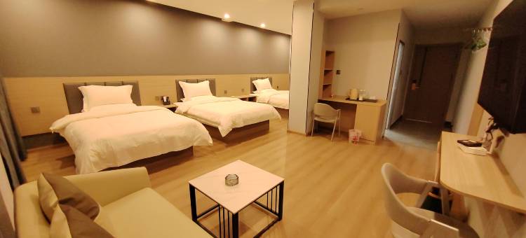 旺角精品酒店(文山学院店)图片