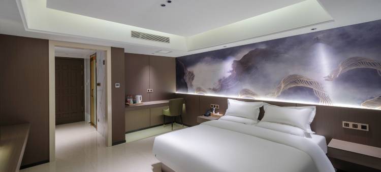 云朵酒店(顺城万达广场店)图片