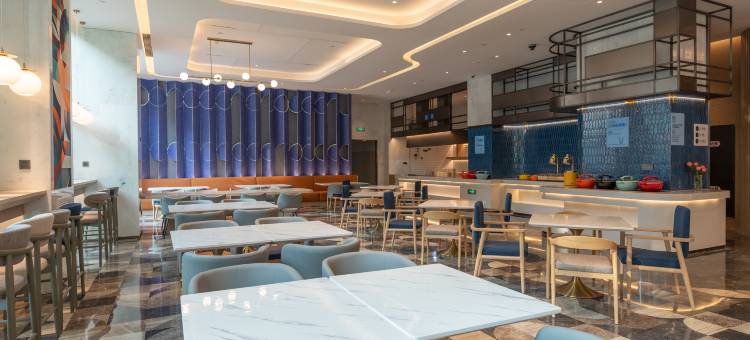 上海长风公园智选假日酒店图片